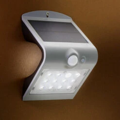 Applique Murale Solaire 220 Lumens Avec Détecteur De Mouvements - EZ SOLAR -OSRAM || EUROPALAMP Soldes Boutique 52881852 3