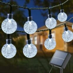 Guirlande Lumineuse Solaire Extérieur, 22M 200 LED Cristal Guirlande Solaire 8 Modes Étanche Boules LED Lumière Pour Jardin Cour Patio Balcon Fête Mariage Terrasse Décoration, Blanc Froid